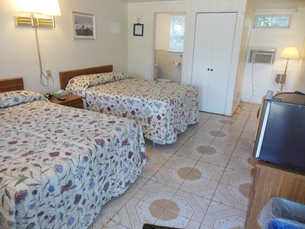 The Coast Motel เวสเตอร์ลีย์ ภายนอก รูปภาพ